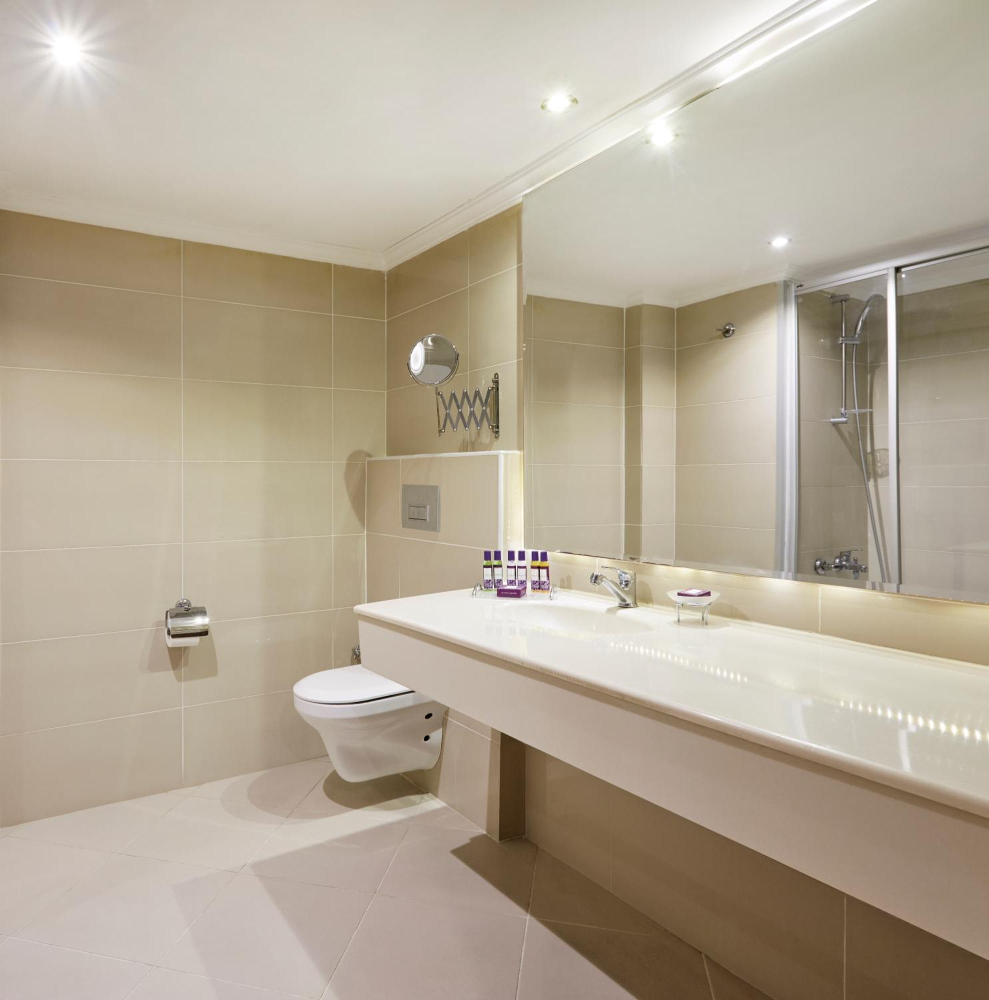 Anemon Kent Ege Otel Bornova Exterior photo